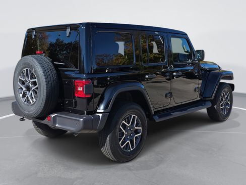 New 2026 Jeep Wrangler Sahara image 5