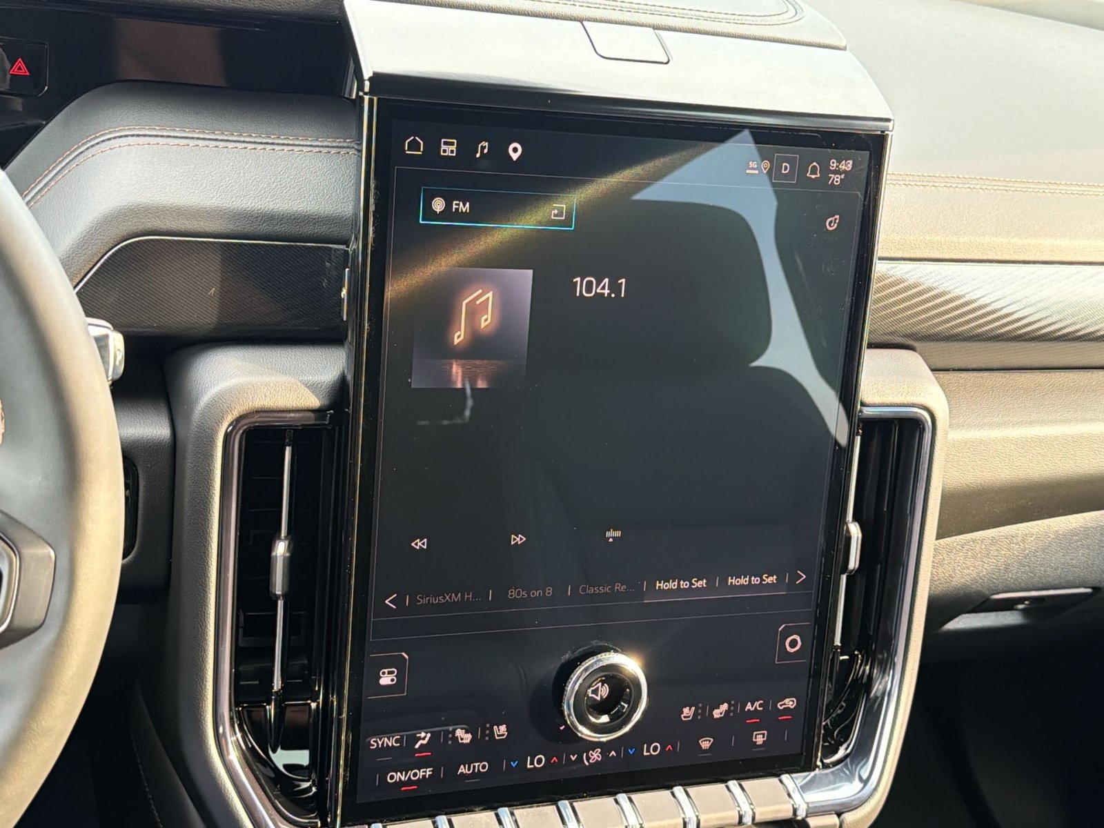 New 2026 GMC Yukon AT4 w/ AT4 Premium Plus Package AWD/4WD image 18