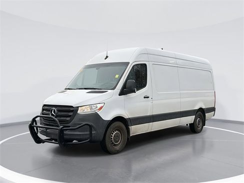 Used 2021 Mercedes-Benz Sprinter 2500 image 1
