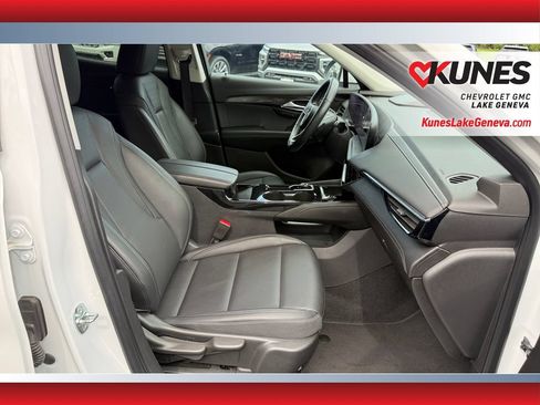 Used 2024 Buick Envision Preferred AWD/4WD image 41