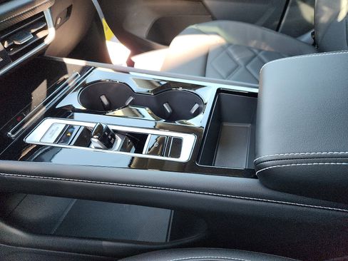 New 2026 Volkswagen Atlas SE image 20