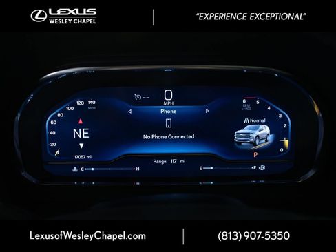 Used 2024 Chevrolet Tahoe LT w/ Luxury Package RWD image 11