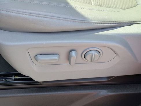 Used 2021 Chevrolet Silverado 1500 LTZ w/ LTZ Premium Package AWD/4WD image 22