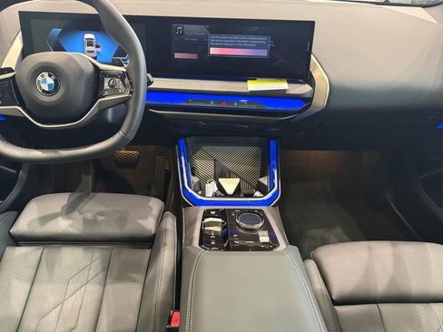 Certified 2025 BMW X3 xDrive30 w/ Premium Package AWD/4WD image 17