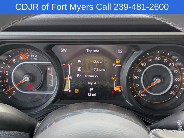 New 2026 Jeep Wrangler Unlimited Sahara w/ Whitecap Package AWD/4WD image 22