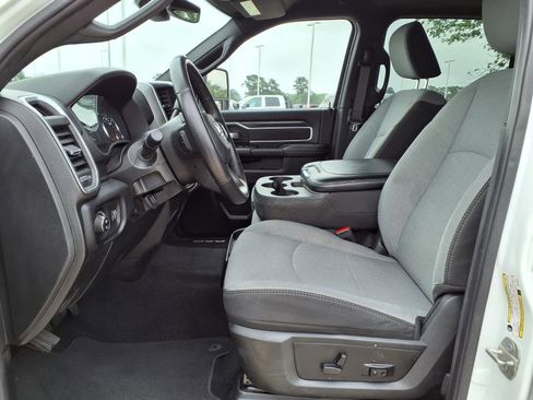 Used 2024 RAM 2500 Big Horn AWD/4WD image 18