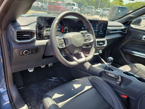 New 2026 Ford Mustang GT Premium w/ GT Performance Package RWD image 9