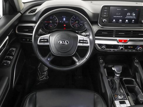 Used 2021 Kia Telluride S AWD/4WD image 39