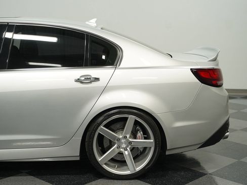 Used 2014 Chevrolet SS image 20