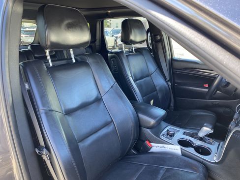 Used 2016 Jeep Grand Cherokee High Altitude AWD/4WD image 20