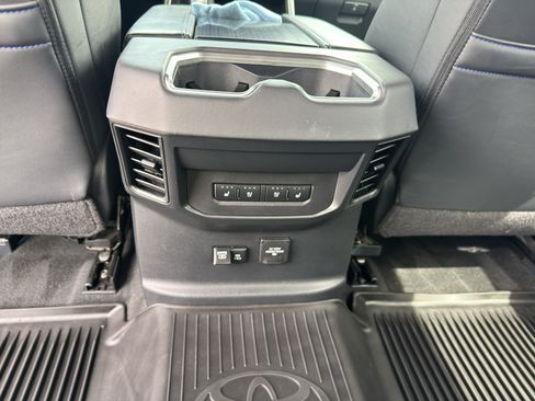 Used 2023 Toyota Tundra Platinum AWD/4WD image 18