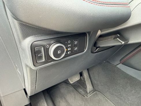 Used 2025 Ford Explorer ST-Line AWD/4WD image 22