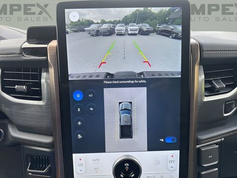 Used 2023 Ford F150 Lightning Lariat image 21