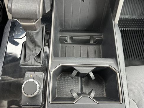 Used 2022 Toyota Tundra SR5 w/ Convenience Package image 29