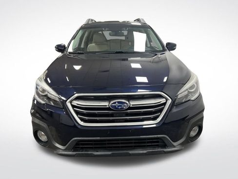 Used 2018 Subaru Outback 3.6R Limited image 11
