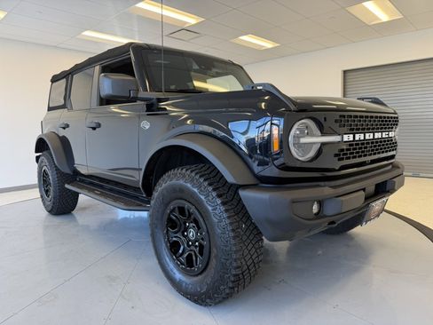 Used 2022 Ford Bronco Wildtrak image 57