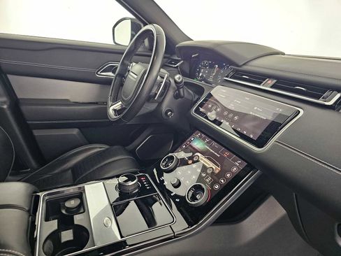 Used 2018 Land Rover Range Rover Velar R-Dynamic HSE AWD/4WD image 11