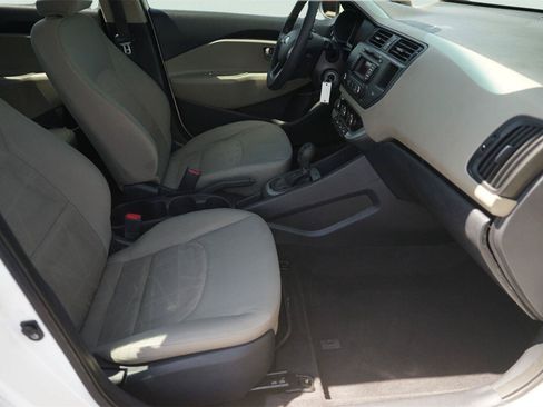 Used 2014 Kia Rio LX FWD image 18