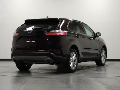 Used 2021 Ford Edge Titanium AWD/4WD image 4