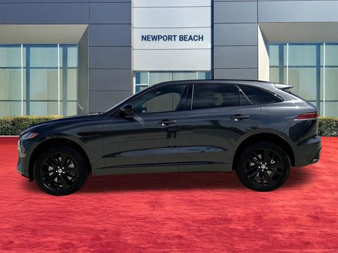 New 2026 Jaguar F-PACE R-Dynamic S image 2