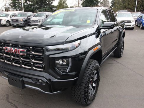 Used 2024 GMC Canyon AT4X AWD/4WD image 7