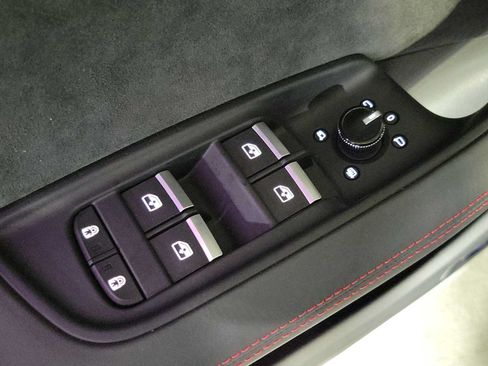 New 2026 Audi SQ7 Prestige AWD/4WD image 13
