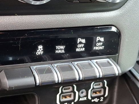 Certified 2022 RAM 1500 Big Horn image 25