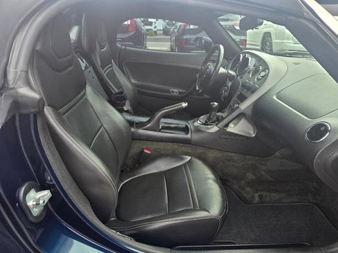 Used 2006 Pontiac Solstice Convertible w/ Premium Package RWD image 11