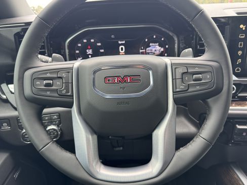 New 2026 GMC Sierra 1500 Elevation image 39