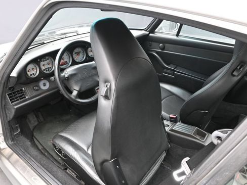Used 1997 Porsche 911 Carrera S RWD image 17