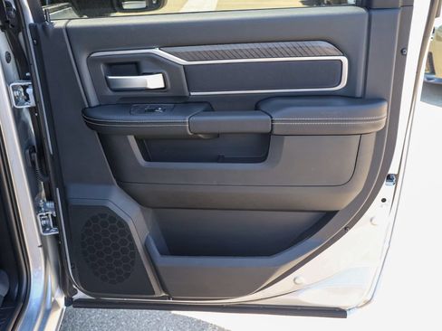 New 2026 RAM 3500 Big Horn AWD/4WD image 18