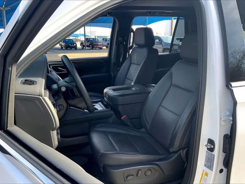 Used 2024 Chevrolet Tahoe High Country image 8