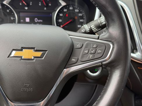 Used 2019 Chevrolet Equinox Premier FWD image 22