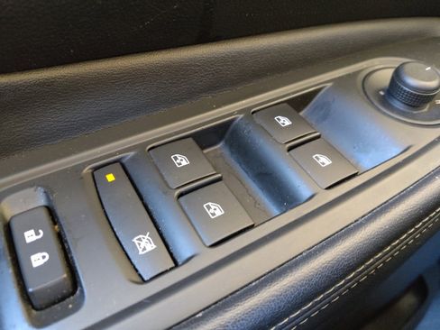 Used 2018 Buick Encore Preferred FWD image 27