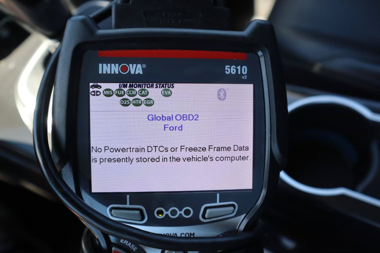 Used 2014 Ford Escape Titanium w/ Equipment Group 401A AWD/4WD image 23