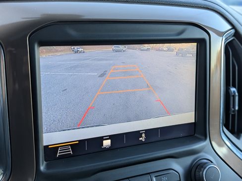 Used 2019 Chevrolet Silverado 1500 High Country image 29