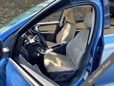 Used 2015 Volvo XC60 T6 Platinum AWD/4WD image 23