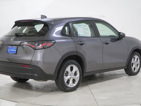 Used 2023 Honda HR-V LX image 11