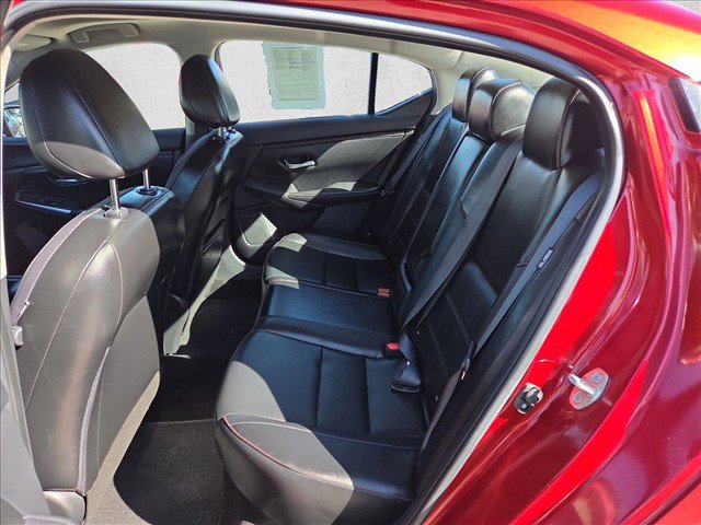Used 2022 Nissan Sentra SR w/ SR Premium Package FWD image 17