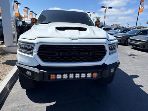 Used 2023 RAM 1500 Big Horn AWD/4WD image 3