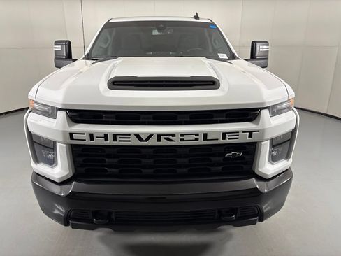 Certified 2023 Chevrolet Silverado 2500 Custom w/ Custom Value Package AWD/4WD image 4