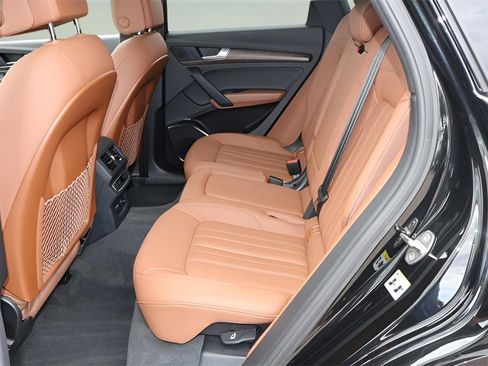 Used 2022 Audi Q5 2.0T Premium image 13