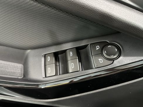 New 2026 Chevrolet Equinox LT FWD image 27