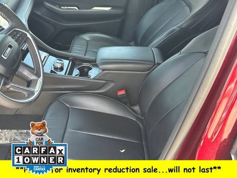 Used 2024 Jeep Grand Cherokee Limited w/ Luxury Tech Group II RWD image 20