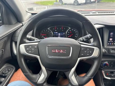 Used 2023 GMC Terrain SLE w/ Driver Convenience Package AWD/4WD image 17