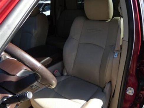 Used 2015 RAM 1500 Laramie w/ Convenience Group image 39