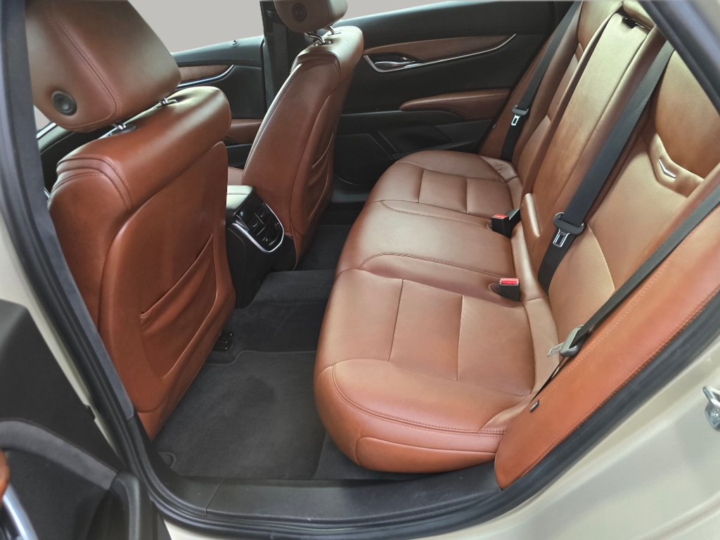 Used 2015 Cadillac XTS Luxury FWD image 22