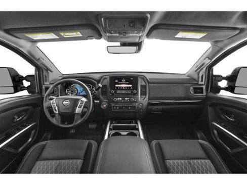 Used 2023 Nissan Titan SV w/ SV Convenience Package RWD image 11