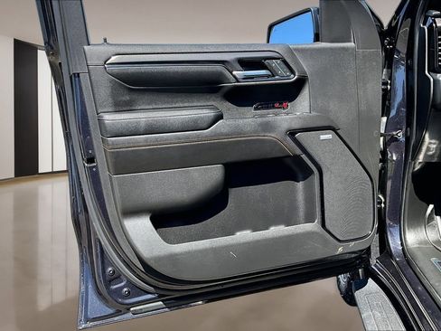 Used 2022 GMC Sierra 1500 AT4 w/ AT4 Premium Package AWD/4WD image 18