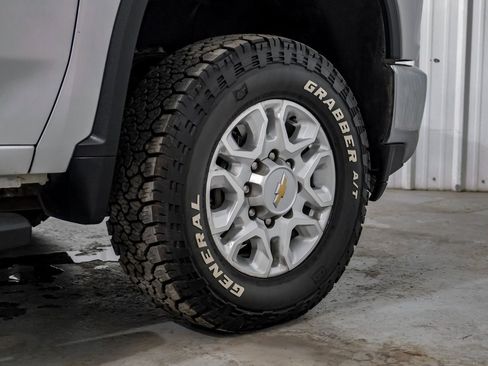 Used 2022 Chevrolet Silverado 2500 LTZ w/ Safety Package image 59